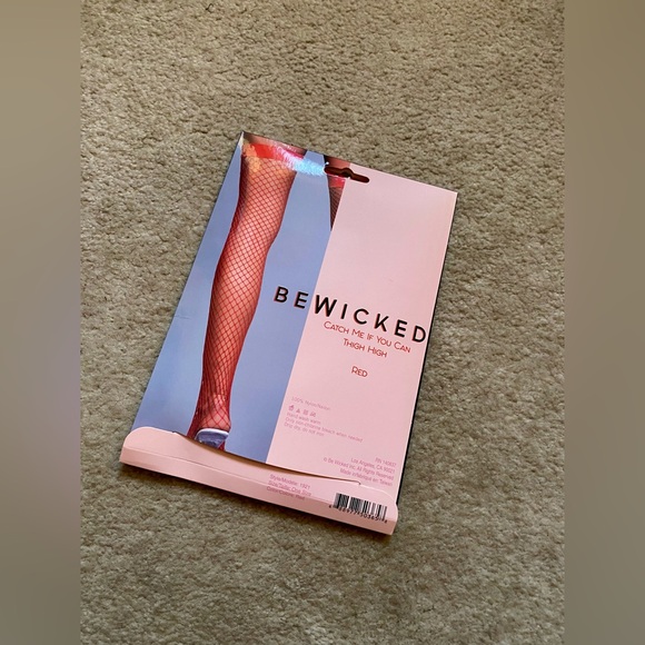 Unopened Catch Me If You Can Fishnet Stockings - Picture 2 of 2